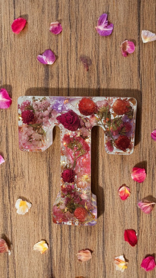 Light Up Letters | Custom LED Resin Letter with Dried Flowers | New Home Gift Ideas | Illuminated Letters | Pressed Flowers | LED Letter
