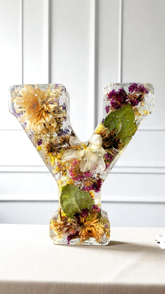 Custom LED Resin Letter | Real Dried Flowers | Personalized Floral Keepsake | Gift for Her, Baby Name Decor, Memorial Letter | Made for You