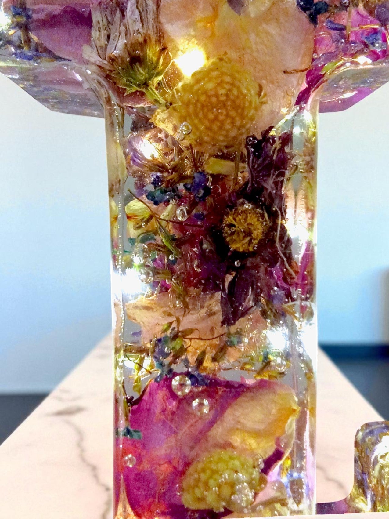Illuminated Letters | Made For You | Light up Letter | Clear Epoxy Resin | Dried Flowers | Birth Flower | Made For You | Personalized Decor