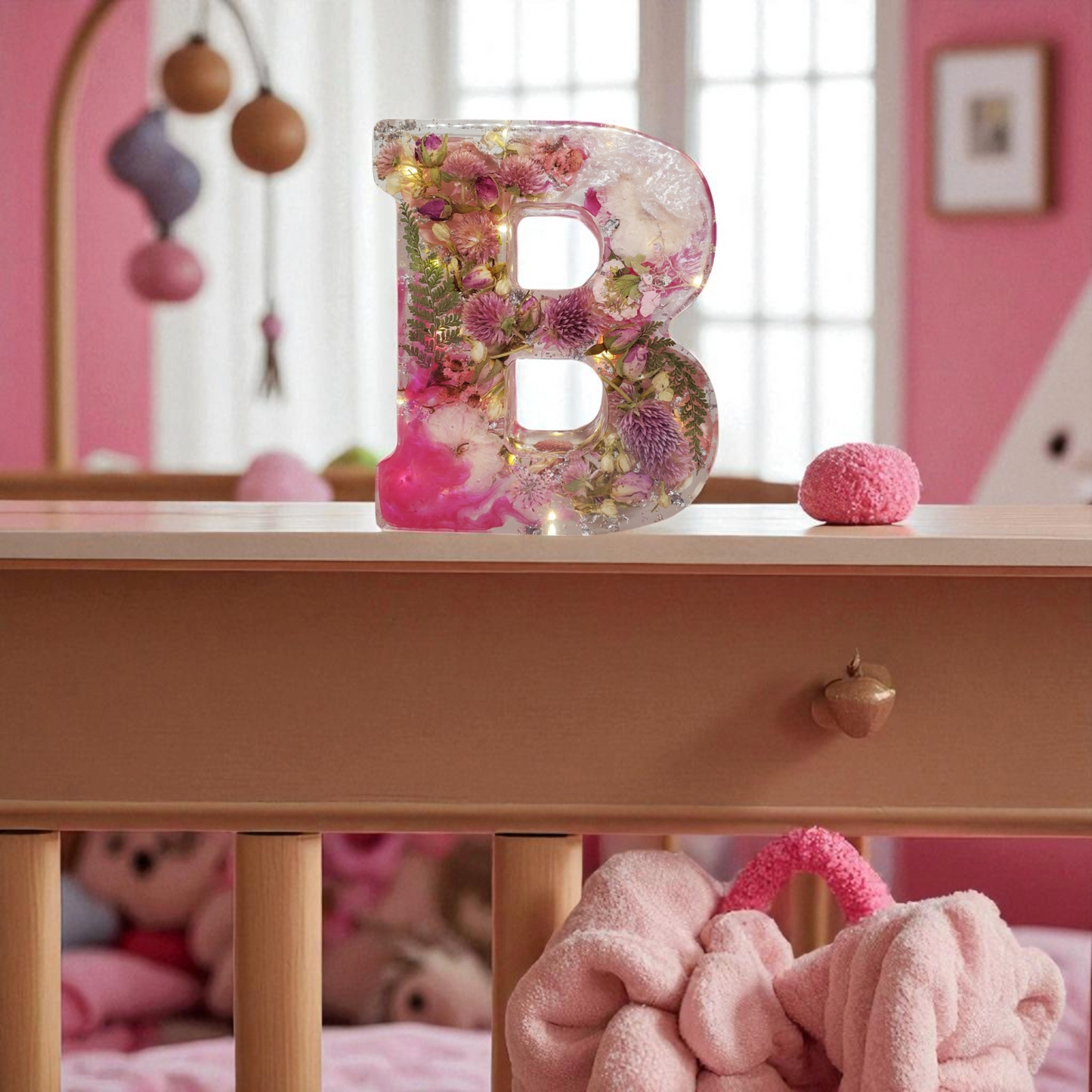 Custom LED Resin Letter | Real Dried Flowers, Personalized Floral Keepsake, Gift for bff, House Warming Decor | Boho Aesthetic, Made for You